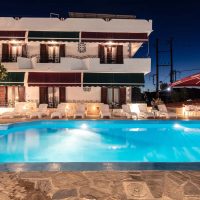 Yianna Hotel