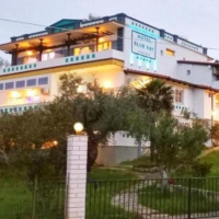 Blue Βay Beach Hotel