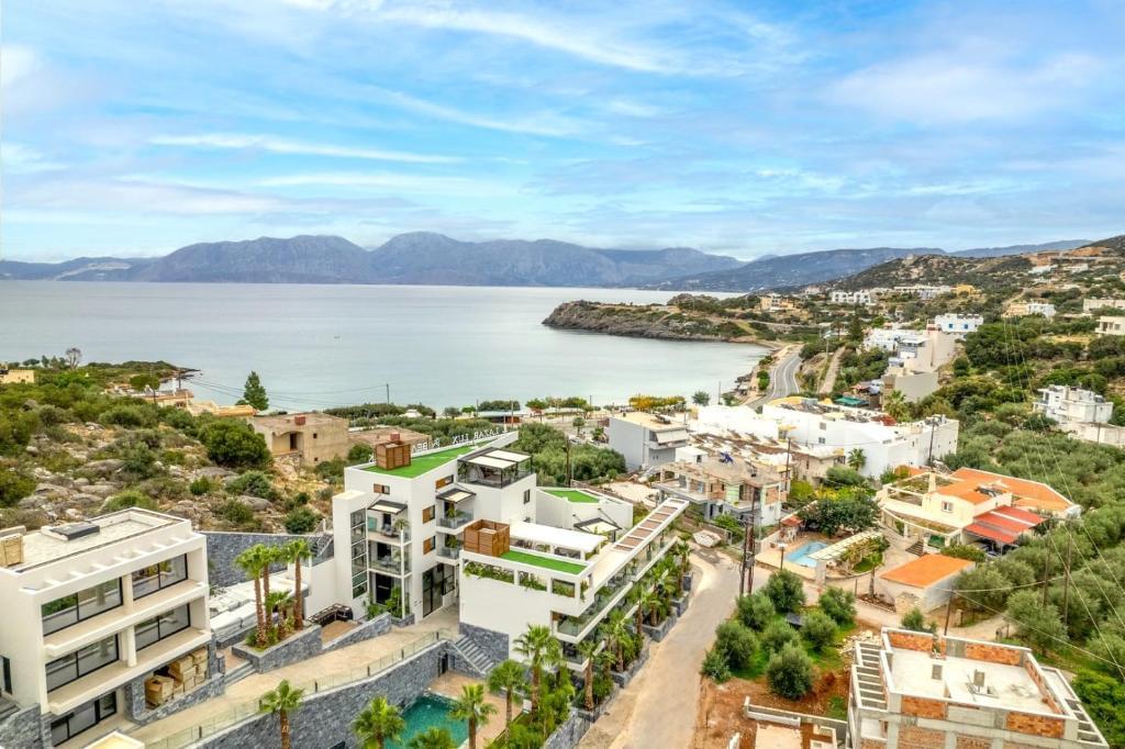 Lazar Lux apartments